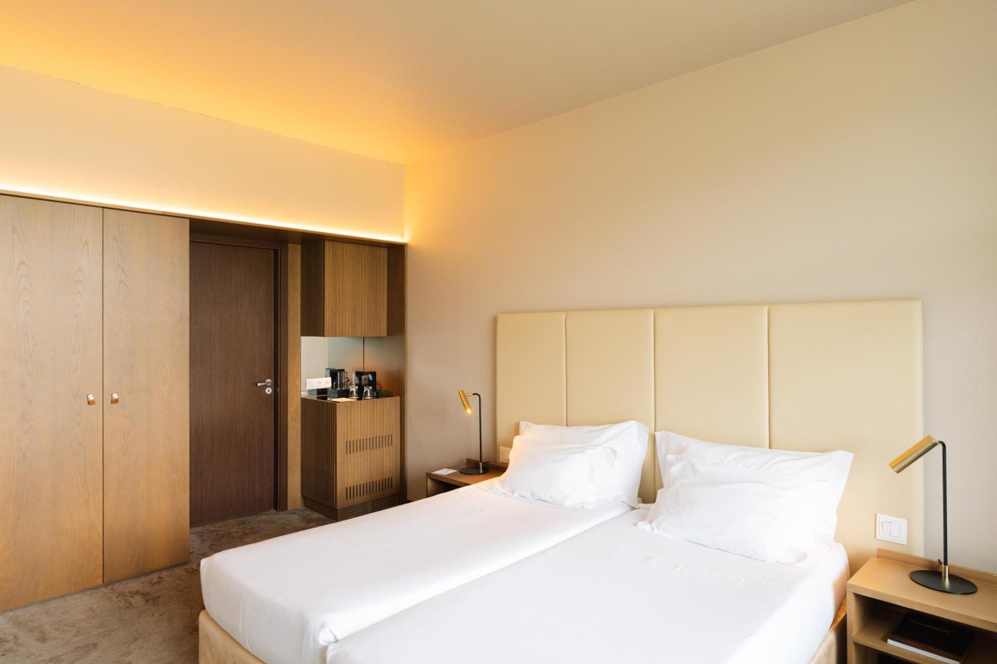Twin Room River View